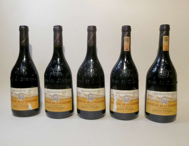 LOT DE 5 Blles Château de la Gardine. Cuvée...