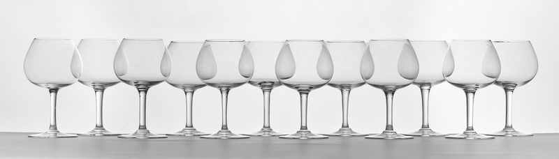 DOUZE VERRES A DEGUSTATION en cristal. 16,5...